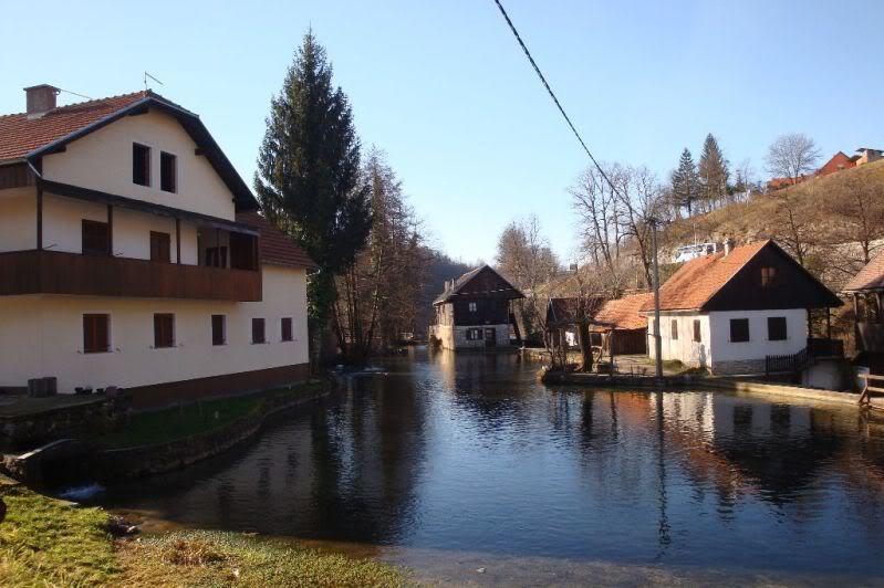 Rooms Roza Slunj Buitenkant foto